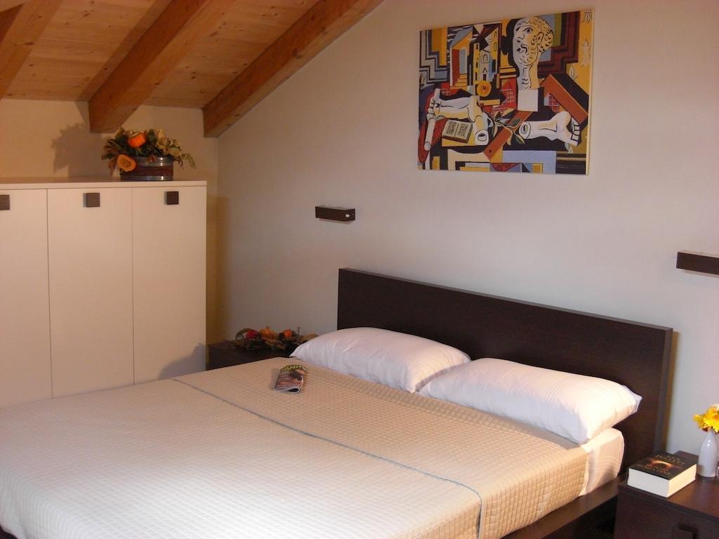 Les Bijoux Apartments Pietra Ligure Ruang foto